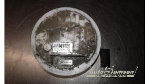 Gebruikte Tank element Pomp Peugeot 207/207+ (WA/WC/WM) 1.4 16V VTi Prijs € 50,00 Margeregeling aangeboden door Auto Samsen B.V.