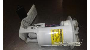 Gebruikte Brandstofpomp Elektrisch Toyota Yaris III (P13) 1.0 12V VVT-i Prijs € 100,00 Margeregeling aangeboden door Auto Samsen B.V.