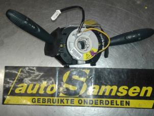 Gebruikte Stuurkolomschakelaar Ford Ka II 1.2 Prijs € 40,00 Margeregeling aangeboden door Auto Samsen B.V.