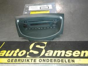 Gebruikte Radio/CD Speler (diversen) Ford Ka II 1.2 Prijs € 100,00 Margeregeling aangeboden door Auto Samsen B.V.