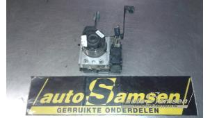 Gebruikte ABS Pomp Ford C-Max (DM2) 1.6 16V Prijs € 100,00 Margeregeling aangeboden door Auto Samsen B.V.