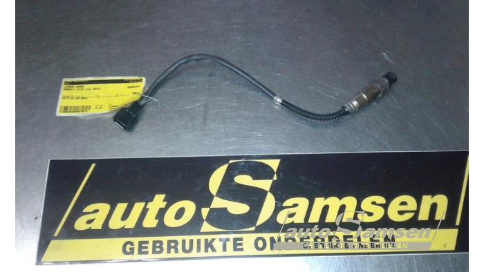 Gebruikte Lambda Sonde Renault Clio IV (5R) 0.9 Energy TCE 90 12V Prijs € 40,00 Margeregeling aangeboden door Auto Samsen B.V.