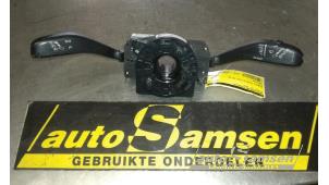 Gebruikte Combischakelaar Stuurkolom Volkswagen Polo V (6R) 1.2 12V BlueMotion Technology Prijs € 40,00 Margeregeling aangeboden door Auto Samsen B.V.