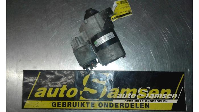 Gebruikte Startmotor Renault Twingo II (CN) 1.2 Prijs € 40,00 Margeregeling aangeboden door Auto Samsen B.V.