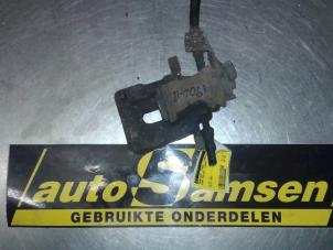 Gebruikte Remklauw (Tang) links-achter Ford Galaxy (WGR) Prijs € 50,00 Margeregeling aangeboden door Auto Samsen B.V.