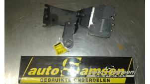 Gebruikte ABS Pomp Renault Twingo II (CN) 1.5 dCi 90 FAP Prijs € 75,00 Margeregeling aangeboden door Auto Samsen B.V.