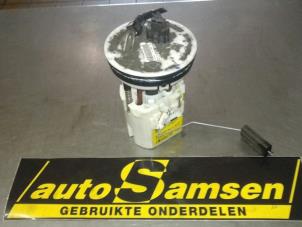 Gebruikte Brandstofpomp Elektrisch Ford Fiesta 6 (JA8) 1.25 16V Prijs € 75,00 Margeregeling aangeboden door Auto Samsen B.V.