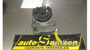 Gebruikte Dynamo Renault Clio III (BR/CR) 1.5 dCi FAP Prijs € 75,00 Margeregeling aangeboden door Auto Samsen B.V.