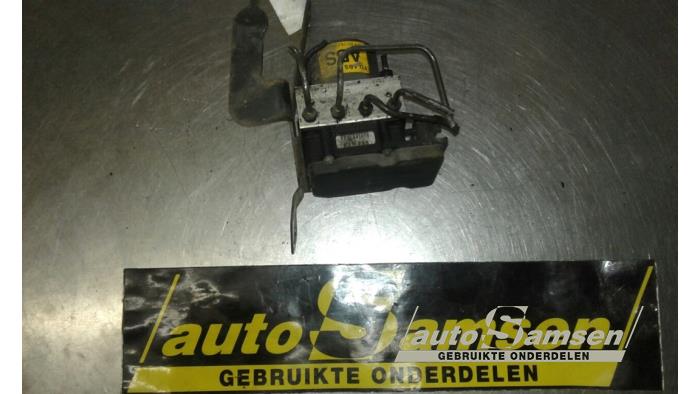 Gebruikte ABS Pomp Hyundai i30 Crosswagon (WWH) 1.6 CRDi 16V VGT HP Prijs € 75,00 Margeregeling aangeboden door Auto Samsen B.V.