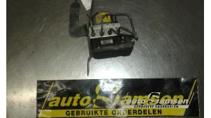 Gebruikte ABS Pomp Hyundai i30 Crosswagon (WWH) 1.6 CRDi 16V VGT HP Prijs € 75,00 Margeregeling aangeboden door Auto Samsen B.V.