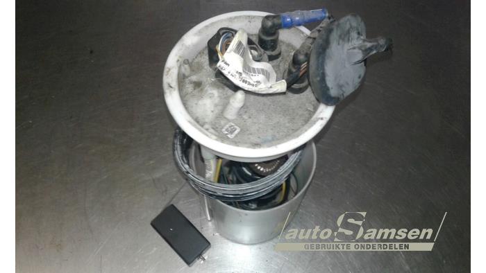Brandstofpomp Elektrisch van een Seat Ibiza ST (6J8) 1.4 16V 2010