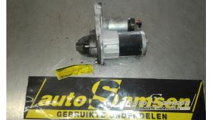 Gebruikte Startmotor Renault Clio IV (5R) 0.9 Energy TCE 90 12V Prijs € 50,00 Margeregeling aangeboden door Auto Samsen B.V.