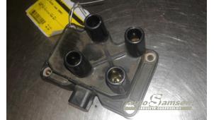 Gebruikte Bobine Ford Focus C-Max 1.6 16V Prijs € 50,00 Margeregeling aangeboden door Auto Samsen B.V.