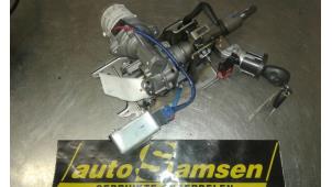 Gebruikte Stuurbekrachtiging Elektrisch Renault Twingo II (CN) 1.2 Prijs € 125,00 Margeregeling aangeboden door Auto Samsen B.V.