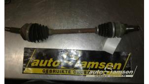 Gebruikte Steekas links-voor Daihatsu Cuore (L251/271/276) 1.0 12V DVVT Prijs € 40,00 Margeregeling aangeboden door Auto Samsen B.V.