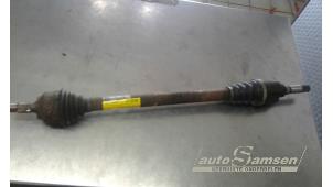 Gebruikte Homokineetas rechts-voor Peugeot 207/207+ (WA/WC/WM) 1.4 HDi Prijs € 50,00 Margeregeling aangeboden door Auto Samsen B.V.