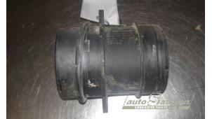 Gebruikte Luchthoeveelheidsmeter Volkswagen Transporter T6 2.0 TDI DRF Prijs € 75,00 Margeregeling aangeboden door Auto Samsen B.V.