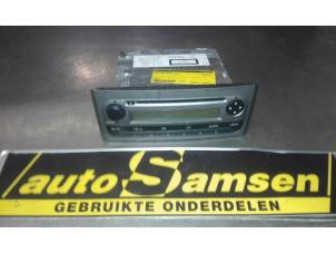 Gebruikte Radio CD Speler Fiat Punto Evo (199) 1.4 Van Prijs € 100,00 Margeregeling aangeboden door Auto Samsen B.V.