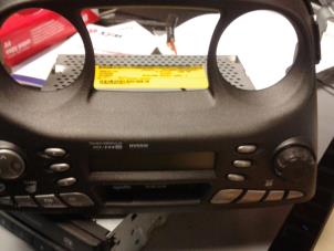 Gebruikte Radio CD Speler Nissan Almera (N16) 1.8 16V Prijs € 75,00 Margeregeling aangeboden door Auto Samsen B.V.