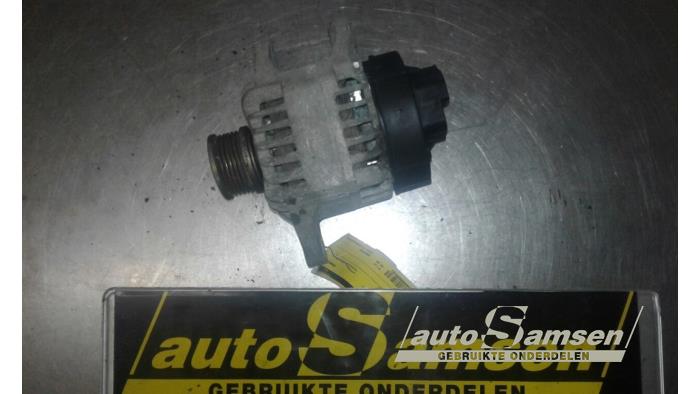 Gebruikte Dynamo Fiat Bravo (198A) 1.9 JTD Multijet Prijs € 50,00 Margeregeling aangeboden door Auto Samsen B.V.