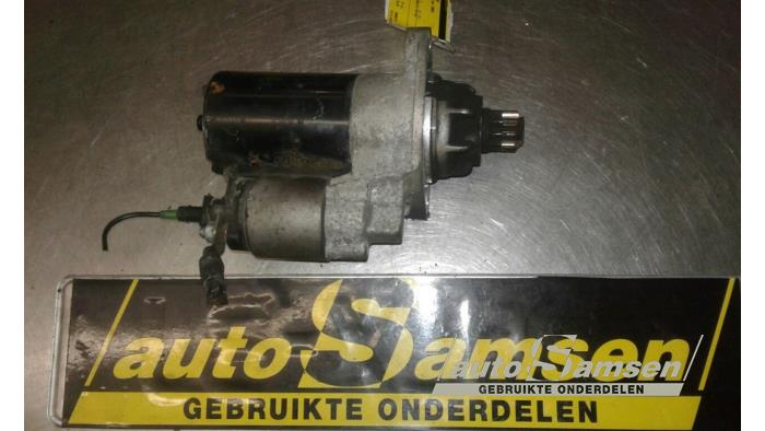 Startmotor van een Seat Leon (1M1) 1.8 20V Turbo 2005