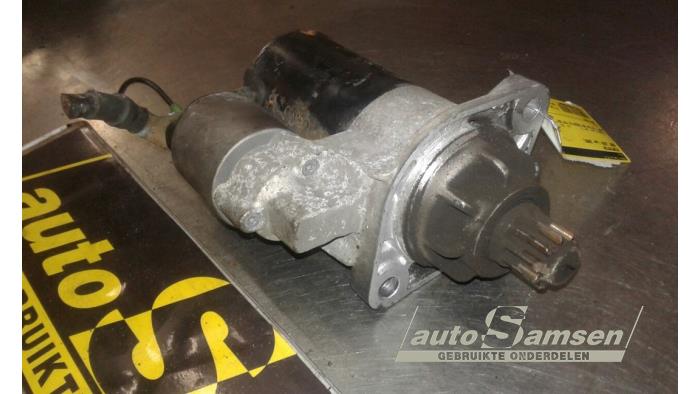 Startmotor van een Seat Leon (1M1) 1.8 20V Turbo 2005