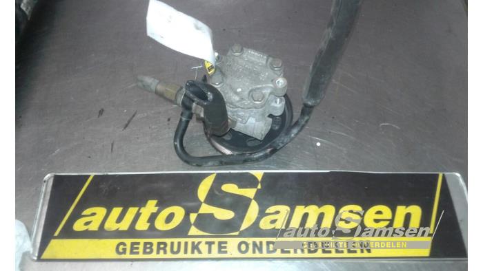 Gebruikte Servopomp Seat Leon (1M1) 1.8 20V Turbo Prijs € 40,00 Margeregeling aangeboden door Auto Samsen B.V.