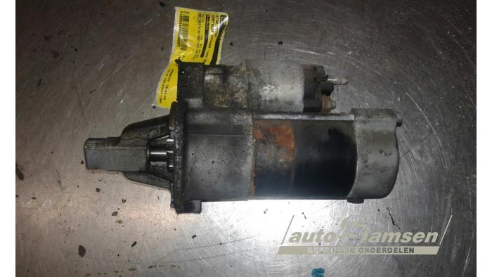 Gebruikte Startmotor Chrysler Voyager/Grand Voyager (RG/RS) 3.3 V6 Prijs € 40,00 Margeregeling aangeboden door Auto Samsen B.V.