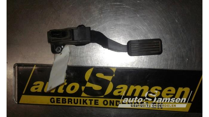 Gebruikte Gaspedaalpositie Sensor Toyota Yaris II (P9) 1.4 D-4D Prijs € 150,00 Margeregeling aangeboden door Auto Samsen B.V.