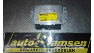 Gebruikte Computer Motormanagement Renault Clio III (BR/CR) 1.6 16V Prijs € 75,00 Margeregeling aangeboden door Auto Samsen B.V.