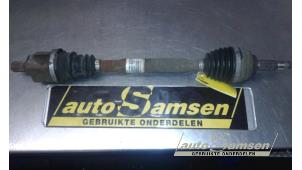 Gebruikte Homokineetas links-voor Renault Modus/Grand Modus (JP) 1.6 16V Prijs € 50,00 Margeregeling aangeboden door Auto Samsen B.V.