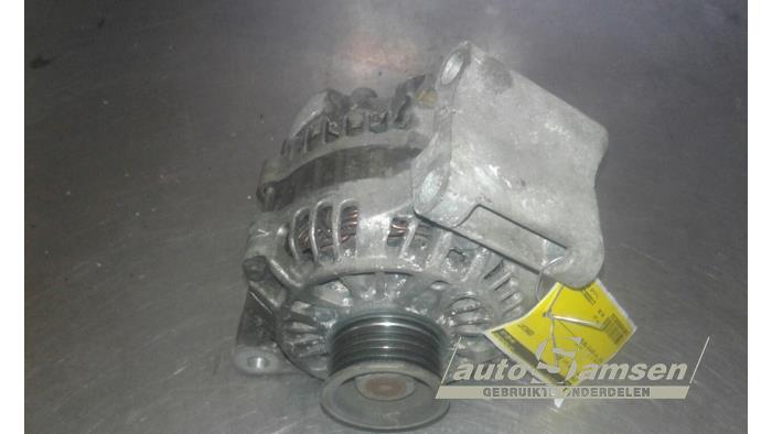 Gebruikte Dynamo Ford Fusion 1.4 16V Prijs € 40,00 Margeregeling aangeboden door Auto Samsen B.V.
