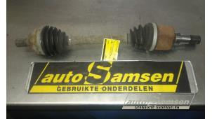 Gebruikte Aandrijfas links-voor Volvo S40 (MS) 1.8 16V Prijs € 75,00 Margeregeling aangeboden door Auto Samsen B.V.