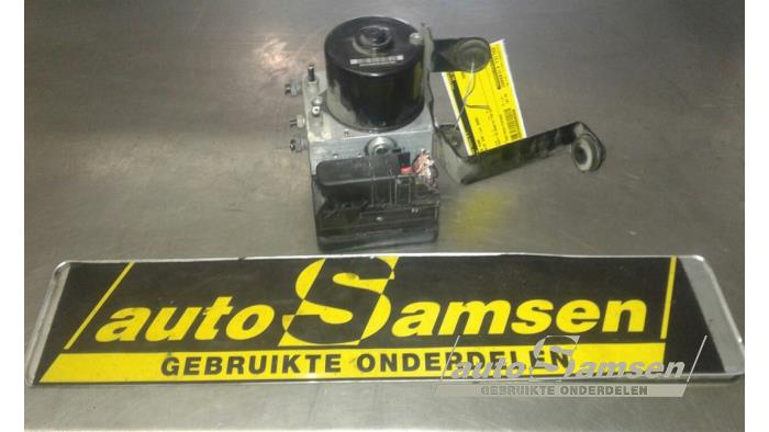 Gebruikte ABS Pomp Volvo S40 (MS) 1.8 16V Prijs € 125,00 Margeregeling aangeboden door Auto Samsen B.V.