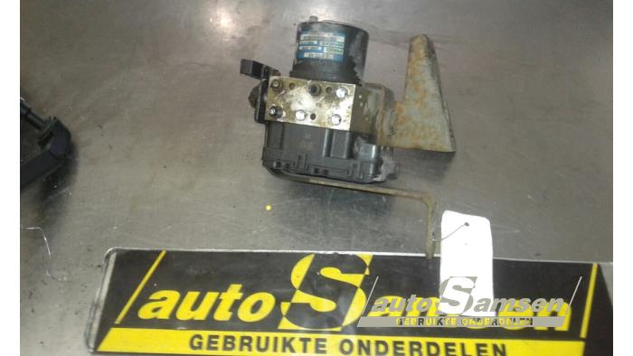 Gebruikte ABS Pomp Hyundai Santa Fe I 2.0 CRDi 16V 4x4 Prijs € 100,00 Margeregeling aangeboden door Auto Samsen B.V.