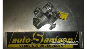 Gebruikte Remklauw (Tang) links-achter Ford Focus C-Max 1.8 16V Prijs € 50,00 Margeregeling aangeboden door Auto Samsen B.V.