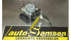 Gebruikte ABS Pomp Nissan Micra (K13) 1.2 12V DIG-S Prijs € 125,00 Margeregeling aangeboden door Auto Samsen B.V.