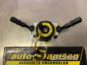 Gebruikte Licht + Raw Schakelaar Hyundai Coupe 2.0i 16V CVVT Prijs € 50,00 Margeregeling aangeboden door Auto Samsen B.V.