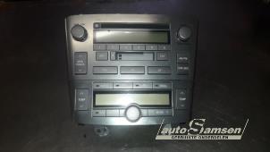 Gebruikte Radio CD Speler Toyota Avensis Wagon (T25/B1E) 1.8 16V VVT-i Prijs € 100,00 Margeregeling aangeboden door Auto Samsen B.V.