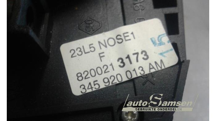 Combischakelaar Stuurkolom van een Dacia Logan (LS) 1.6 2006