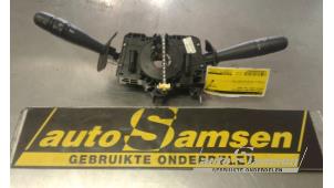 Gebruikte Combischakelaar Stuurkolom Dacia Logan (LS) 1.6 Prijs € 50,00 Margeregeling aangeboden door Auto Samsen B.V.