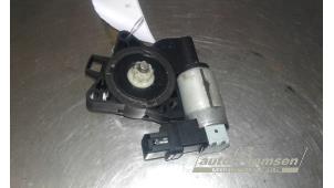 Gebruikte Motor portierruit Mazda 3 Sport (BK) 1.6 CiTD 16V Prijs € 50,00 Margeregeling aangeboden door Auto Samsen B.V.