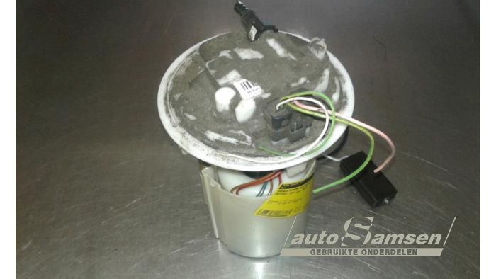 Gebruikte Tank element Pomp Peugeot 207/207+ (WA/WC/WM) 1.4 16V Prijs € 50,00 Margeregeling aangeboden door Auto Samsen B.V.