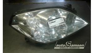 Gebruikte Koplamp rechts Nissan Primera Wagon (W12) 2.2 dCi 16V Prijs € 50,00 Margeregeling aangeboden door Auto Samsen B.V.