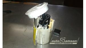 Gebruikte Tank element Pomp Mercedes E (W211) 3.0 E-280 CDI V6 24V Prijs € 70,00 Margeregeling aangeboden door Auto Samsen B.V.