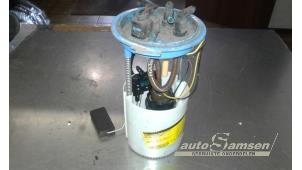 Gebruikte Tank element Pomp Volkswagen Eos (1F7/F8) 2.0 FSI 16V Prijs € 75,00 Margeregeling aangeboden door Auto Samsen B.V.