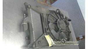 Gebruikte Airco Radiateur Dacia Sandero I (BS) 1.6 Prijs € 45,00 Margeregeling aangeboden door Auto Samsen B.V.