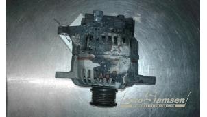 Gebruikte Alternator Iveco New Daily IV 35C12V, 35C12V/P, 35S12V, 35S12V/P Prijs € 75,00 Margeregeling aangeboden door Auto Samsen B.V.