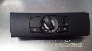 Gebruikte Licht Schakelaar BMW 5 serie Touring (E61) 530d xDrive 24V Prijs € 50,00 Margeregeling aangeboden door Auto Samsen B.V.