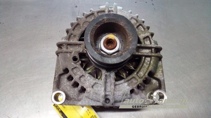 Gebruikte Dynamo Opel Zafira (M75) 1.8 16V Ecotec Prijs € 75,00 Margeregeling aangeboden door Auto Samsen B.V.